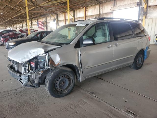 TOYOTA SIENNA CE