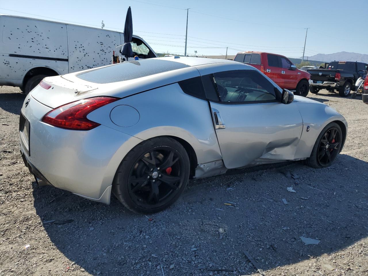 NISSAN 370Z BASE
