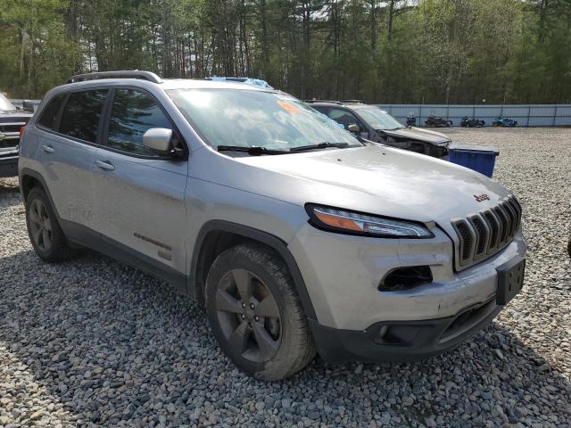 Vin: 1c4pjmcs8hw525588, lot: 56462865, jeep grand cher latitude 20174