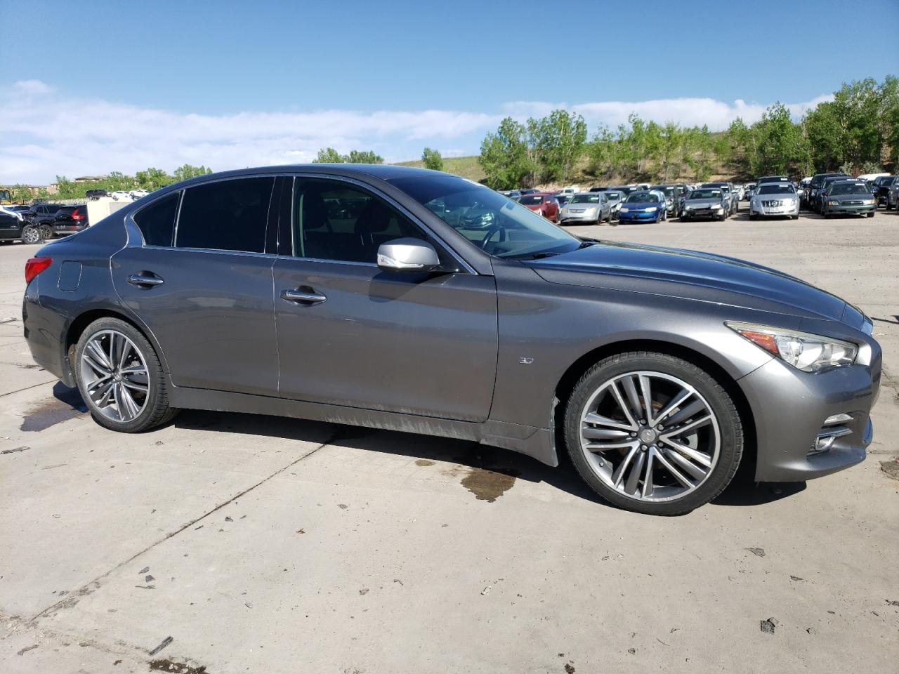INFINITI Q50 2015