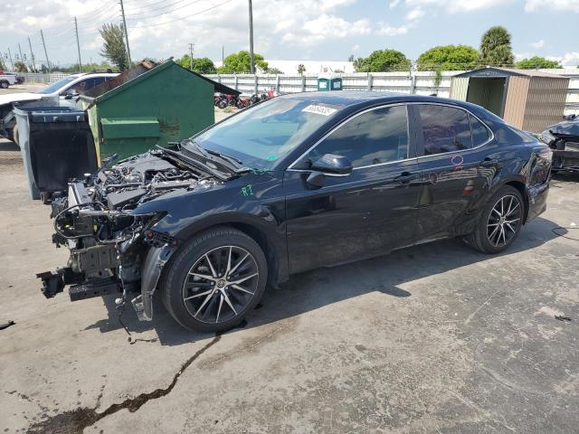 Vin: 4t1s11ak6ru239369, lot: 56884635, toyota camry se night shade 2024 img_1