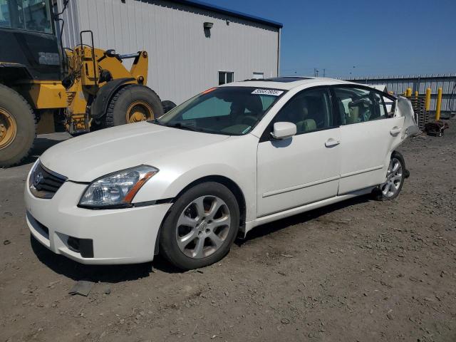 NISSAN MAXIMA SE