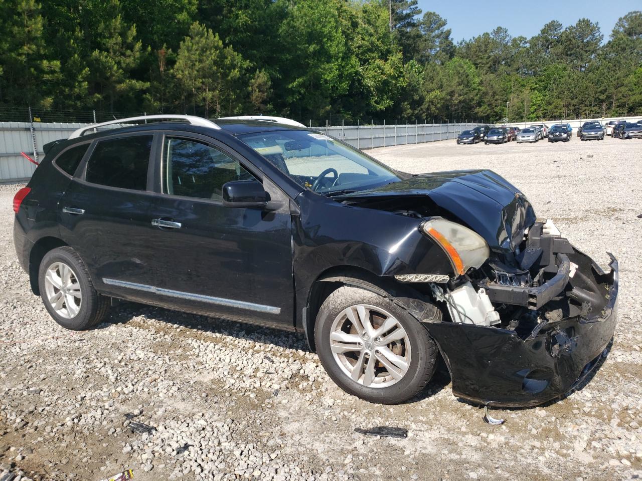 Nissan Rogue s 2012