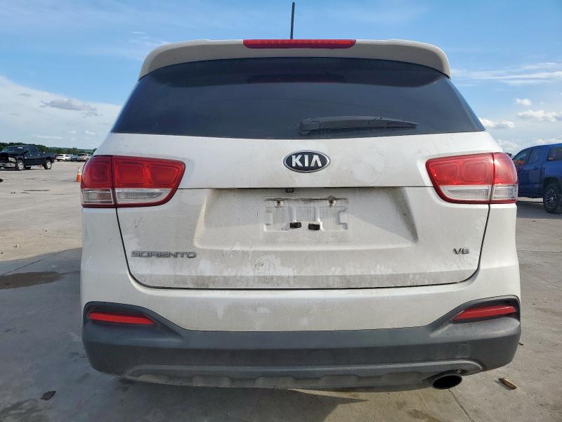2016 KIA SORENTO LX - 5XYPG4A57GG182070