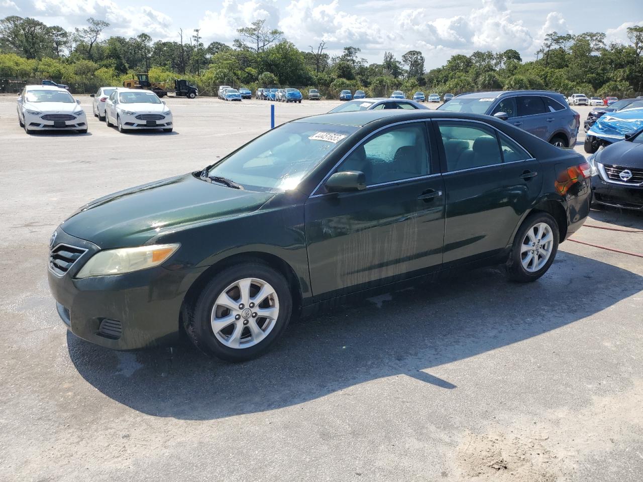 TOYOTA CAMRY BASE