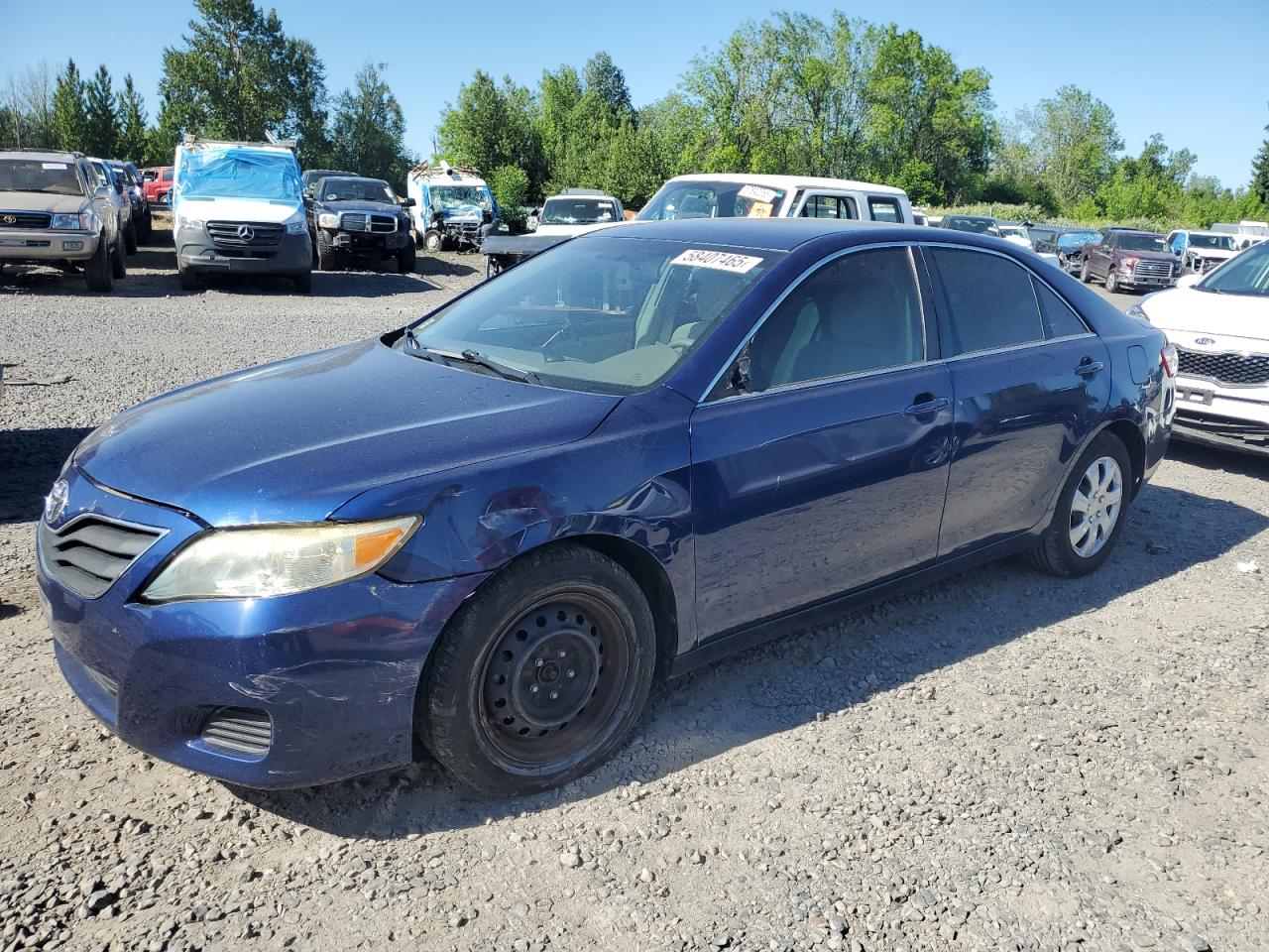 TOYOTA CAMRY BASE