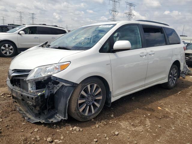 TOYOTA SIENNA XLE