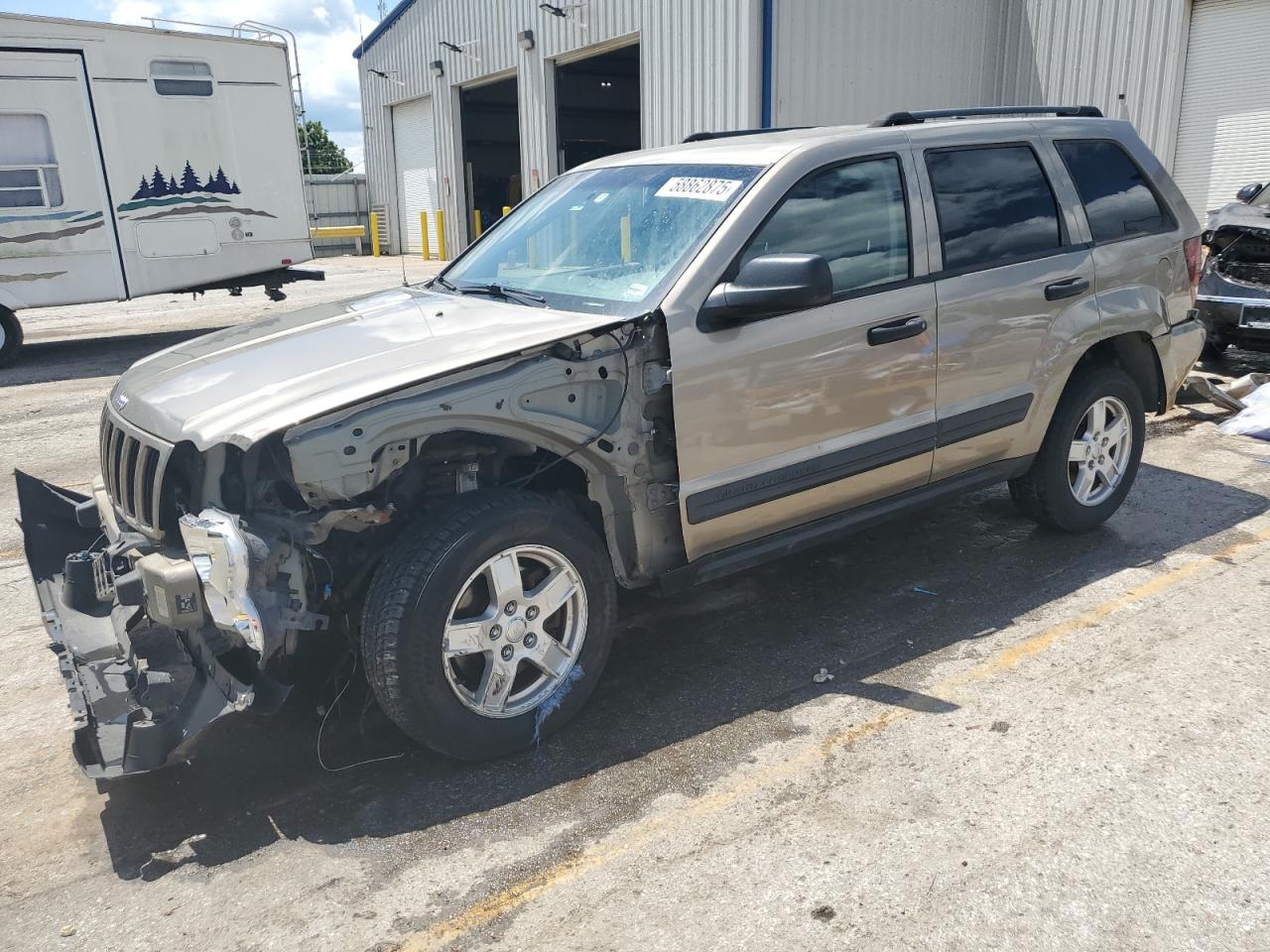  Salvage Jeep Grand Cherokee