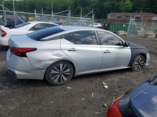 Vin: 1n4bl4dv8mn325717, lot: 57237615, nissan altima sv 20213