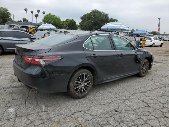 Vin: 4t1g11ak5ru257352, lot: 54760325, toyota camry se night shade 20243