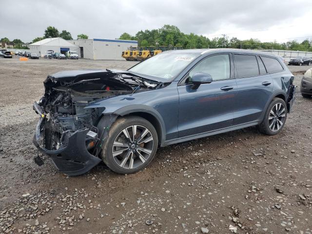 Vin: yv4102wk5n2093177, lot: 57644385, volvo v60 t5 momentum 2022 img_1