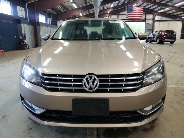 2015 VOLKSWAGEN PASSAT SE - 1VWBV7A38FC072063