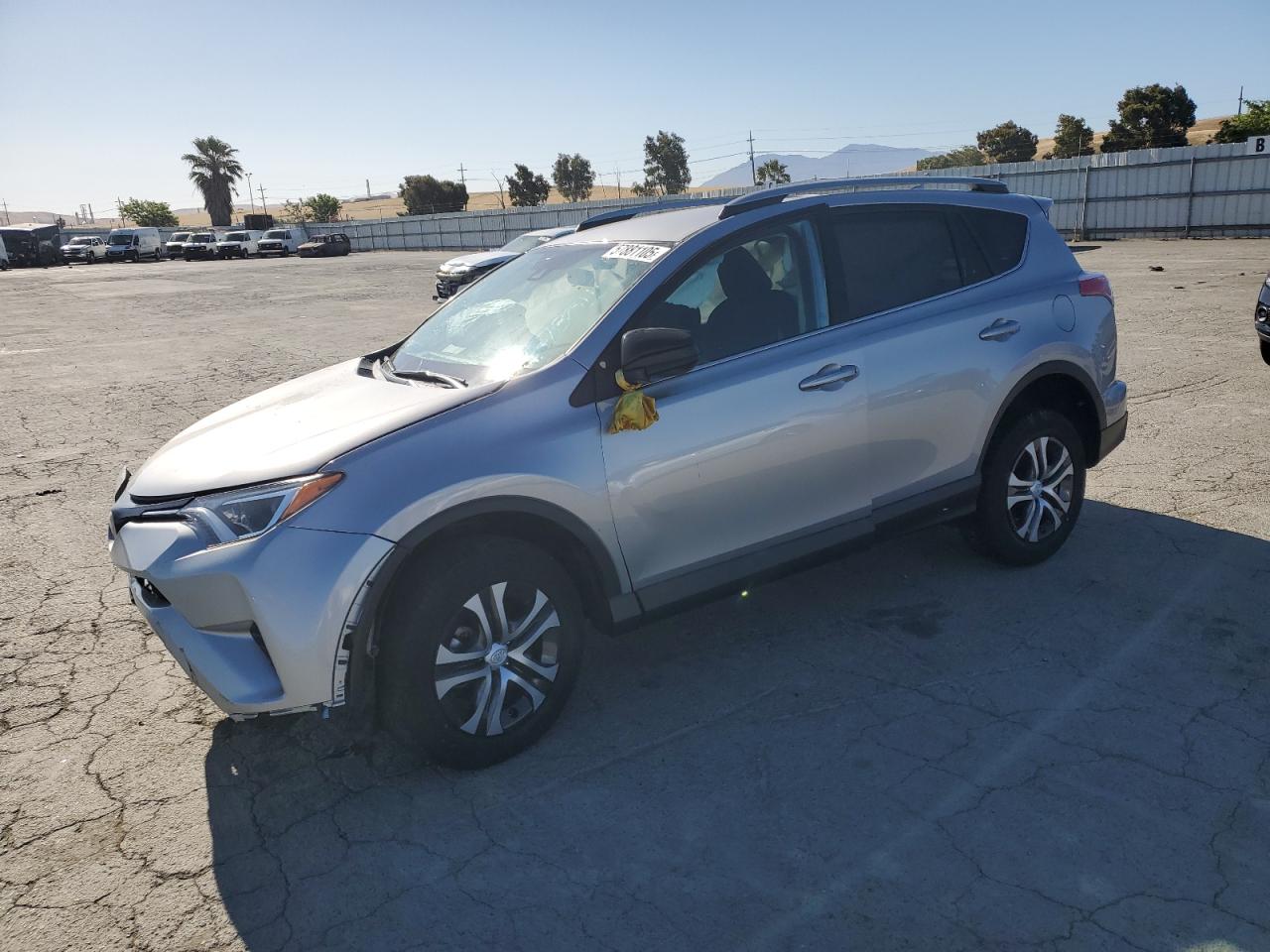 TOYOTA RAV4 LE