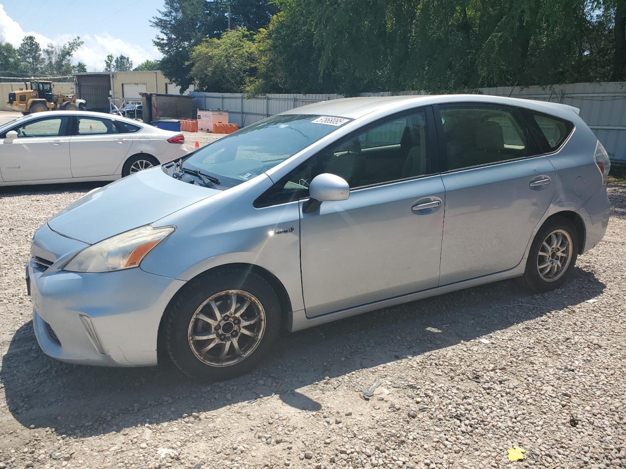 TOYOTA PRIUS V