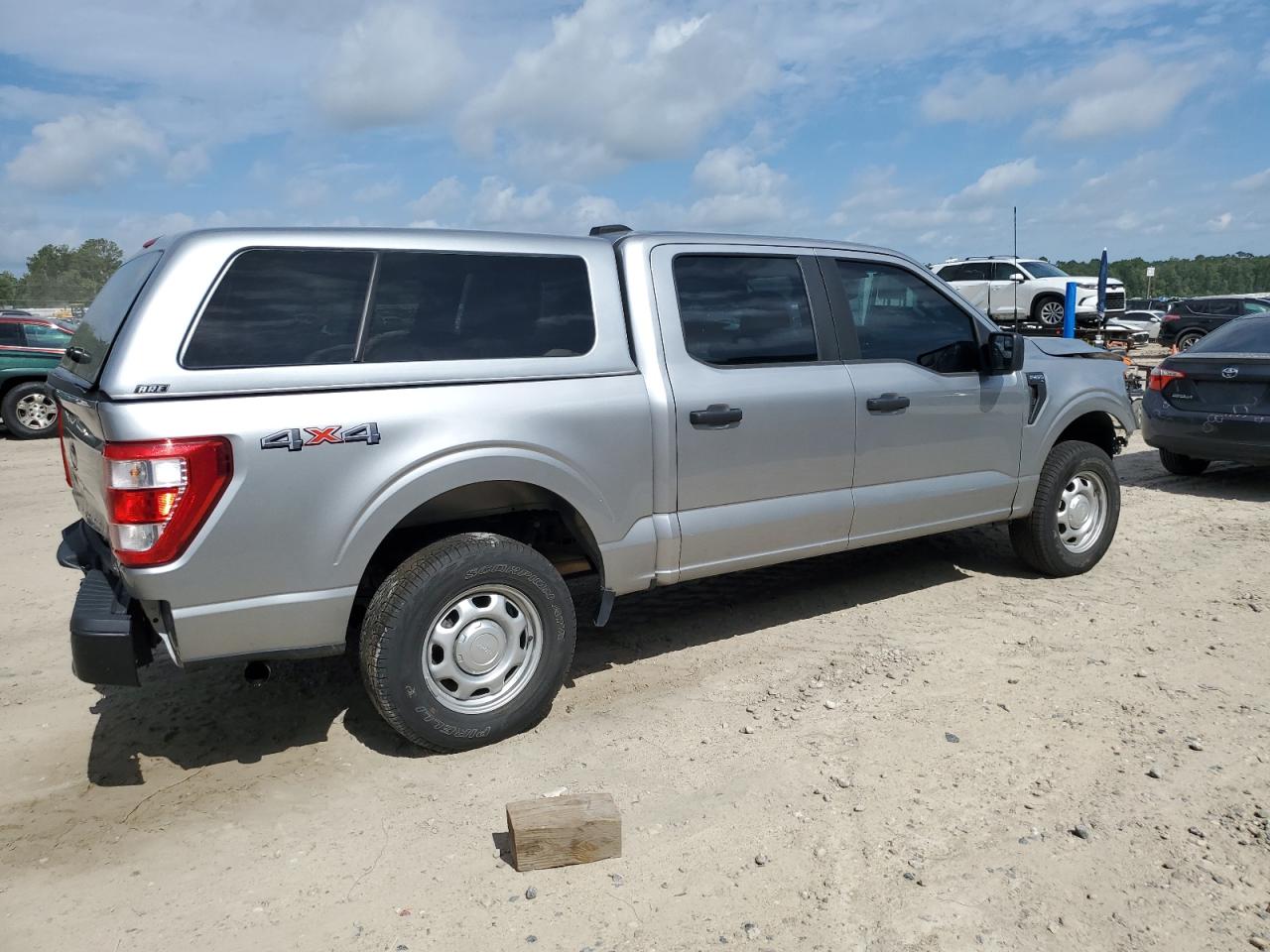 FORD F-150 SUPERCREW