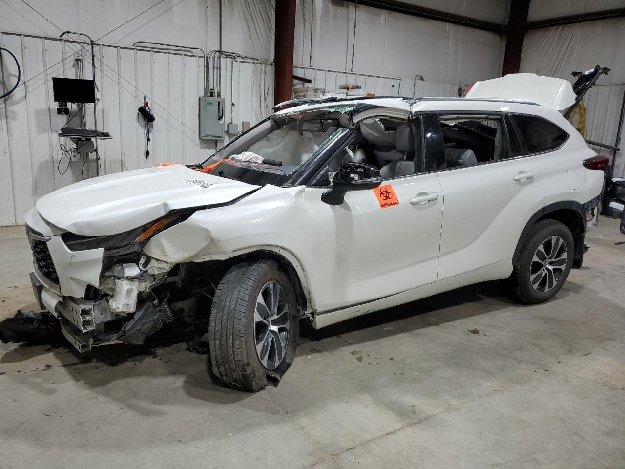 TOYOTA HIGHLANDER XLE