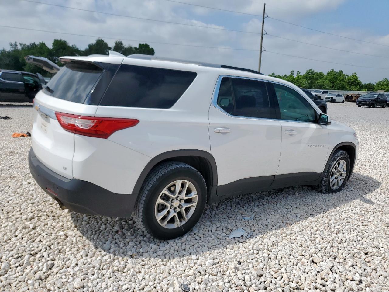 CHEVROLET TRAVERSE LT