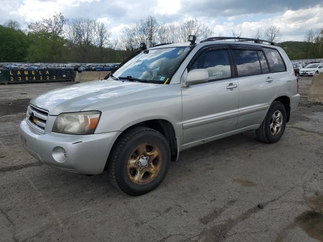 TOYOTA HIGHLANDER