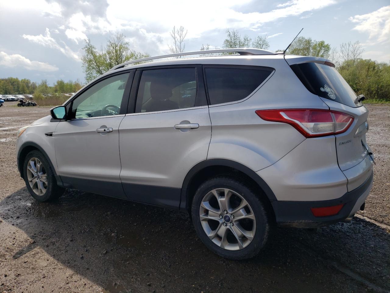 FORD ESCAPE TITANIUM