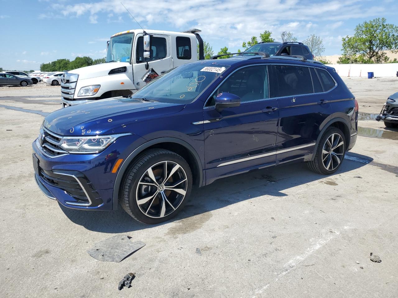 VOLKSWAGEN TIGUAN SEL R-LINE BLACK