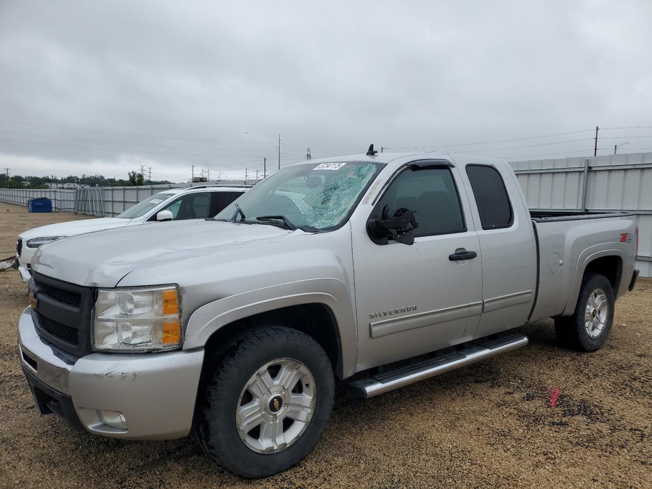 CHEVROLET SILVERADO K1500 LT