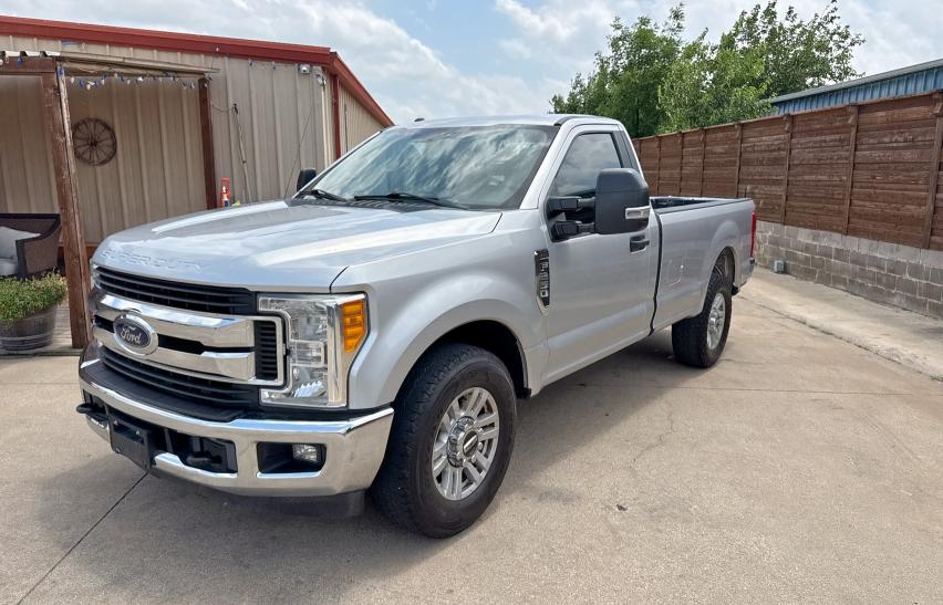 Vin: 1ftbf2a69hee45339, lot: 58622805, ford f250 super duty 20172