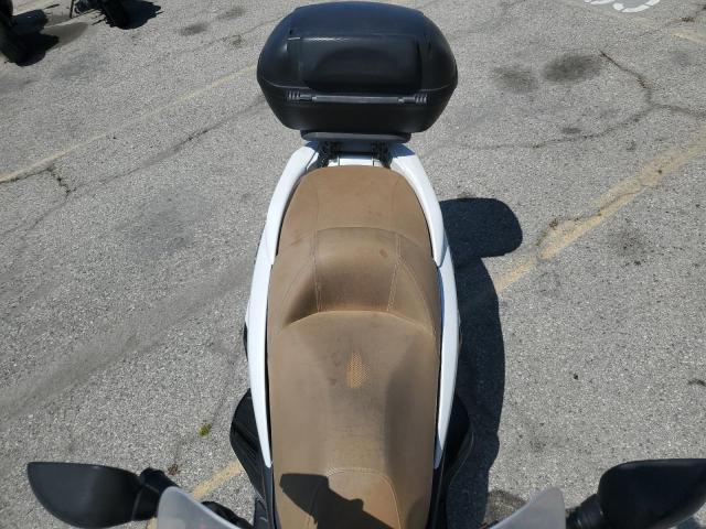 2010 YAMAHA YP400 JYASH03Y6AA009604
