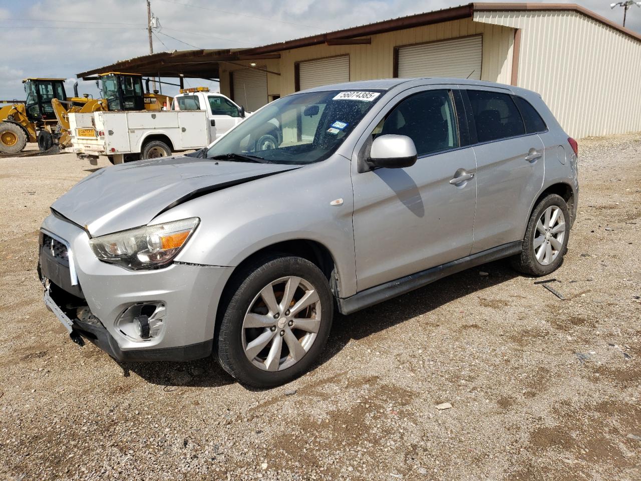 MITSUBISHI OUTLANDER SE
