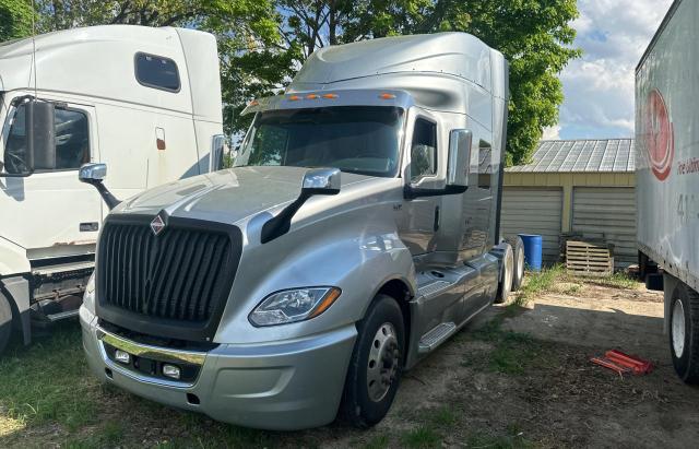 INTERNATIONAL LT625 2018 silver  diesel 3HSDZTZR8JN424410 photo #3