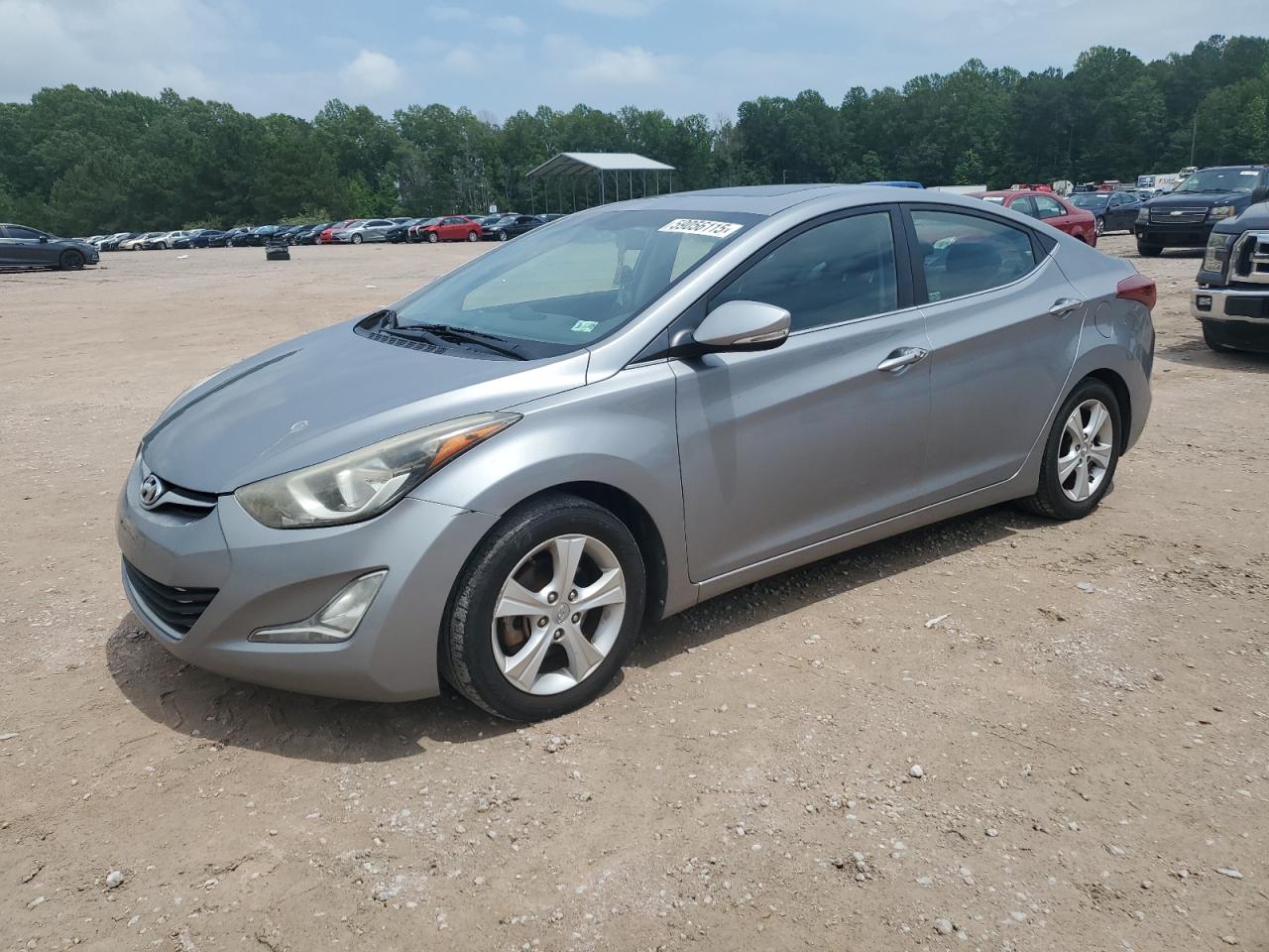 HYUNDAI ELANTRA SE