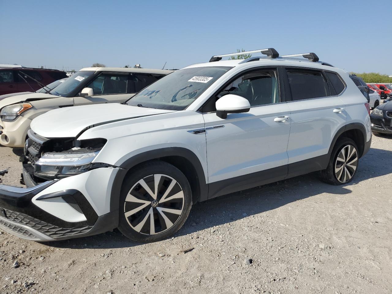 VOLKSWAGEN TAOS SE