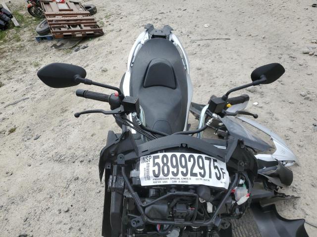 2022 SUZUKI AN400 A JS1DU11JXN7100148