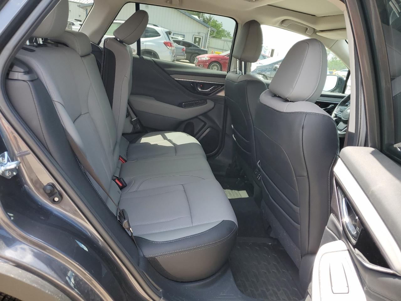 SUBARU OUTBACK LIMITED