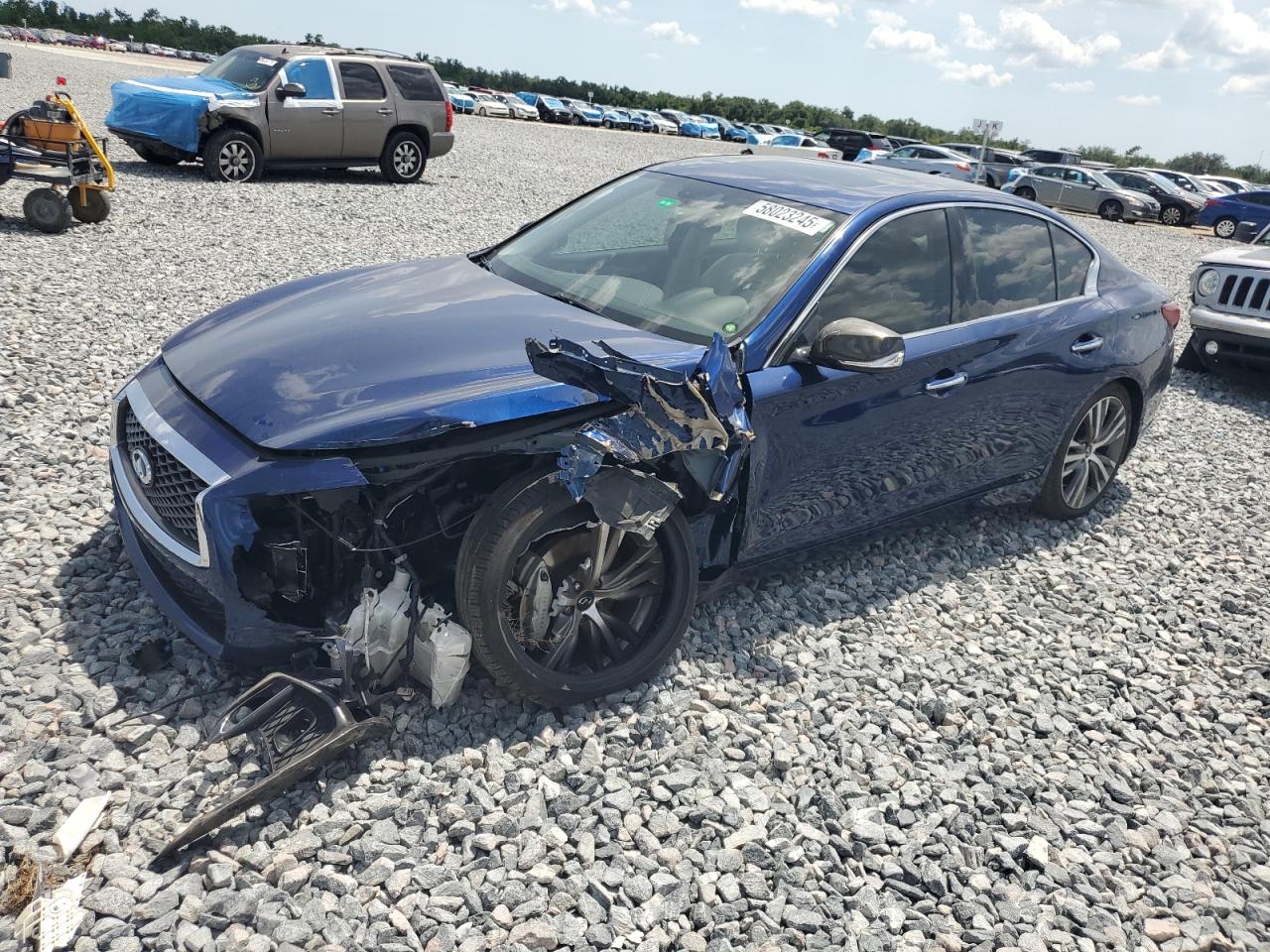 INFINITI Q50 LUXE
