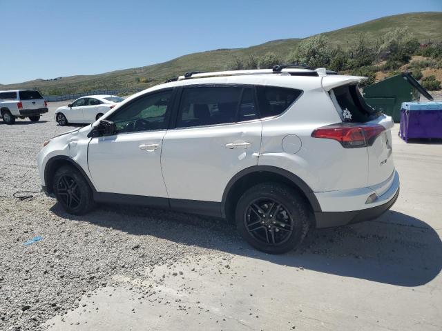 Vin: jtmbfrev2jd253105, lot: 58011225, toyota rav4 le 20182