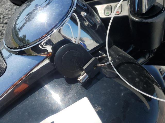2009 HARLEY-DAVIDSON FLHTCU 1HD1FL41X9Y686648