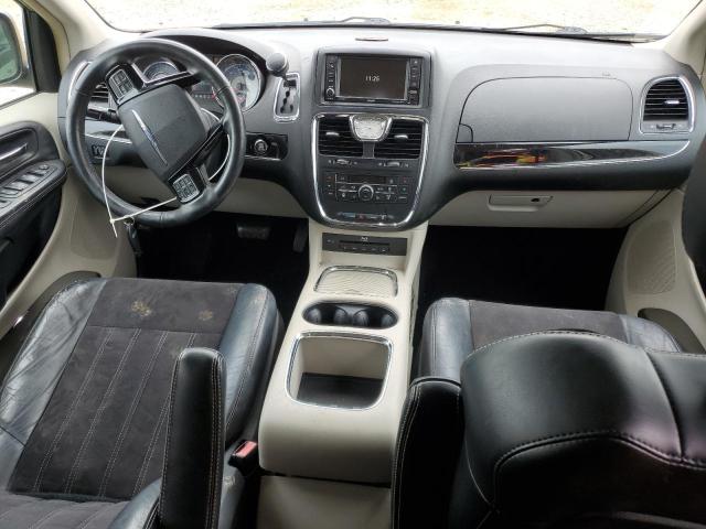 2015 CHRYSLER TOWN & COU 2C4RC1JG2FR727204
