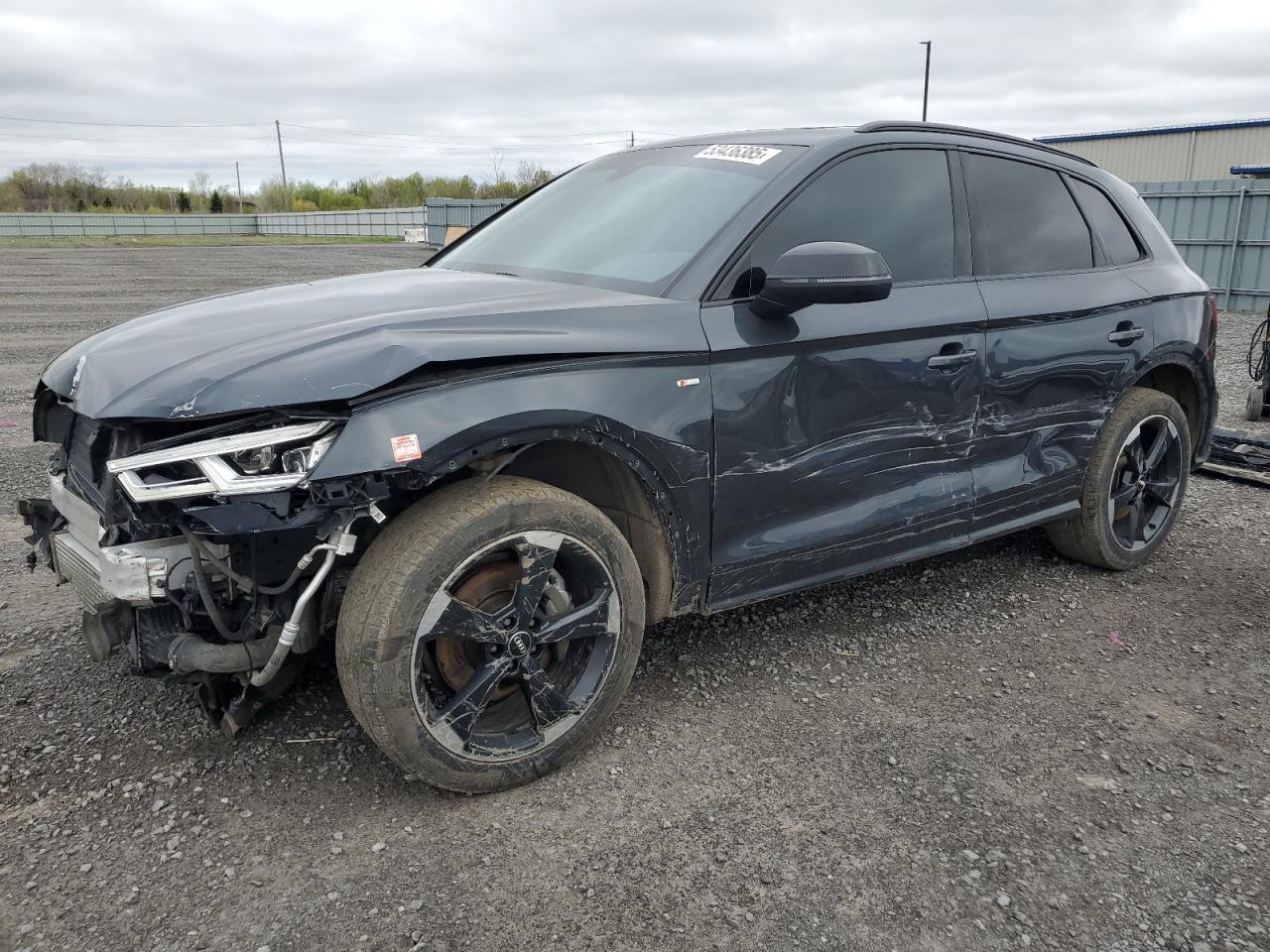 AUDI Q5 TITANIUM PREMIUM PLUS