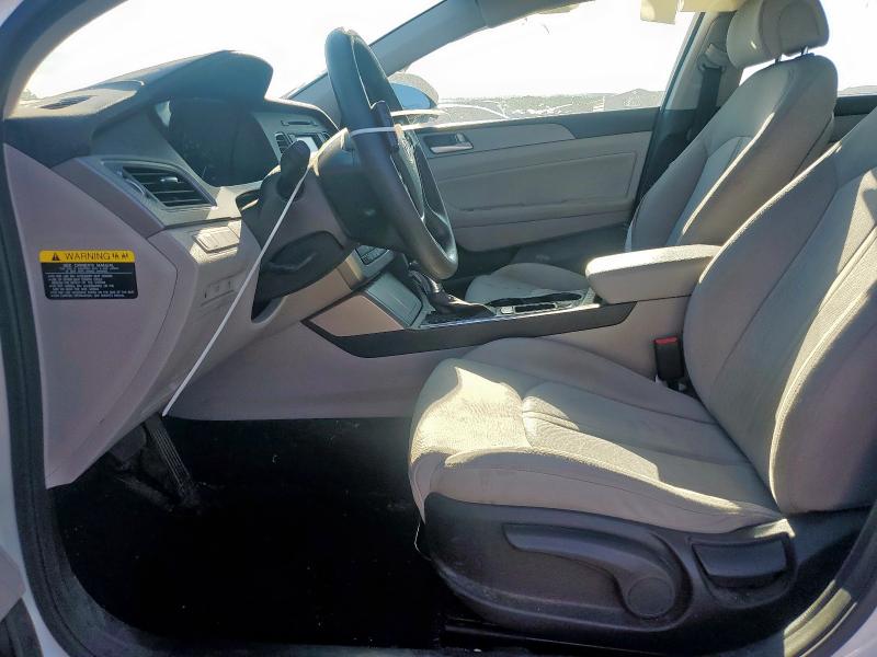 2016 HYUNDAI SONATA HYB KMHE24L17GA022055