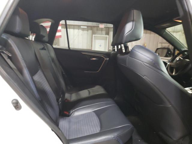 2019 TOYOTA RAV4 XSE - JTMEWRFV1KD509165