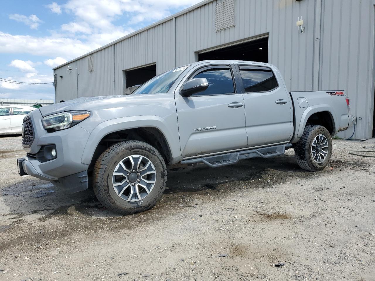 TOYOTA TACOMA DOUBLE CAB
