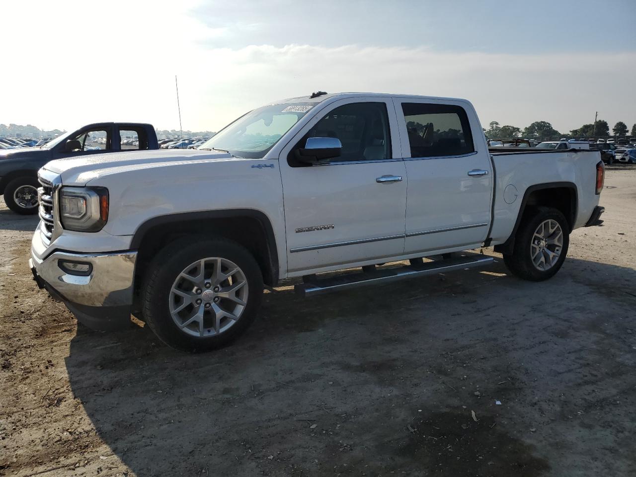 GMC SIERRA K1500 SLT