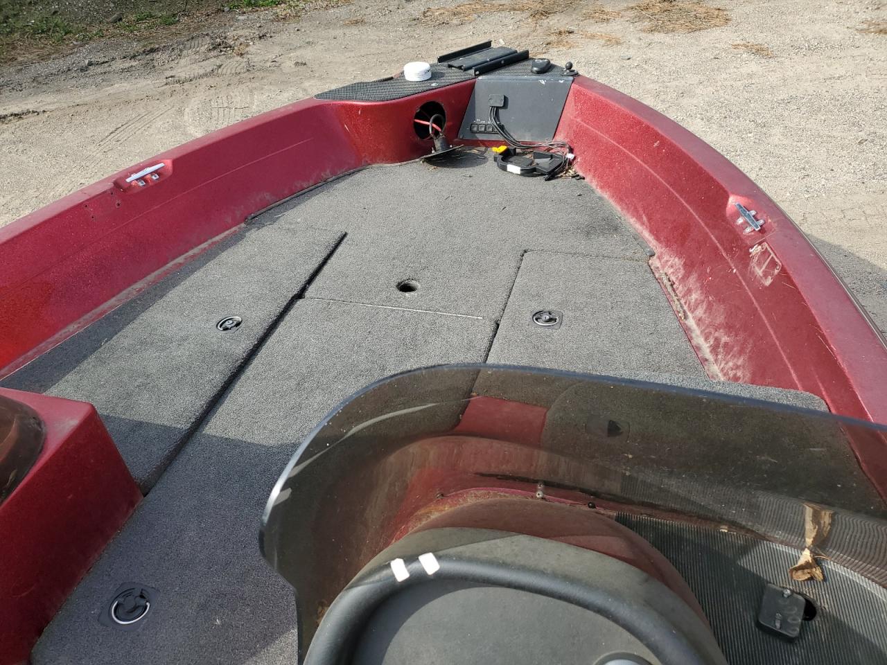 Lot #3230534872 2000 LAND ROVER BOAT