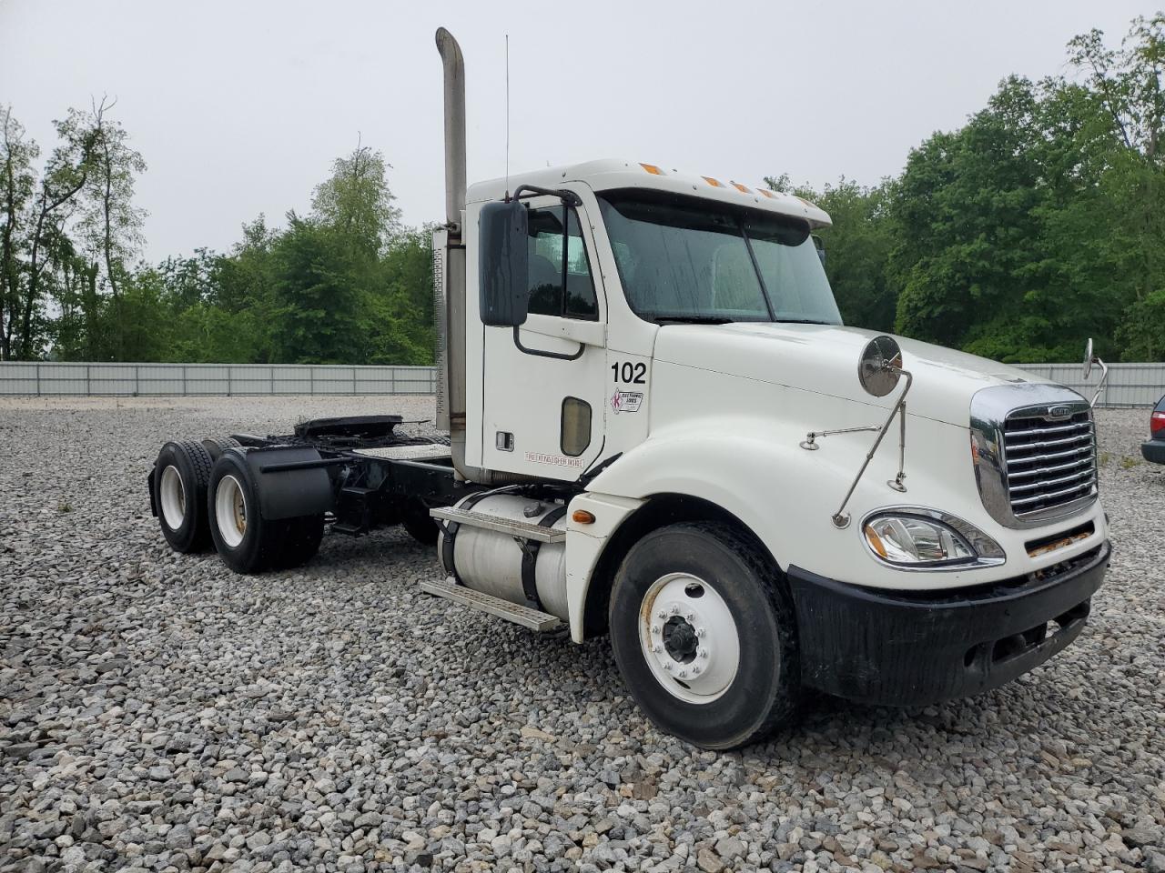  Salvage Freightliner Convention
