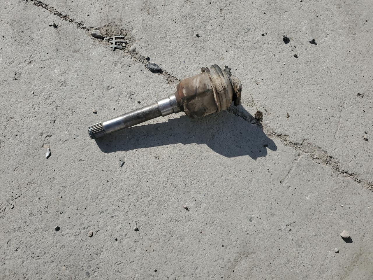 Lot #3302598759 2005 CHRYSLER TOWN & COU