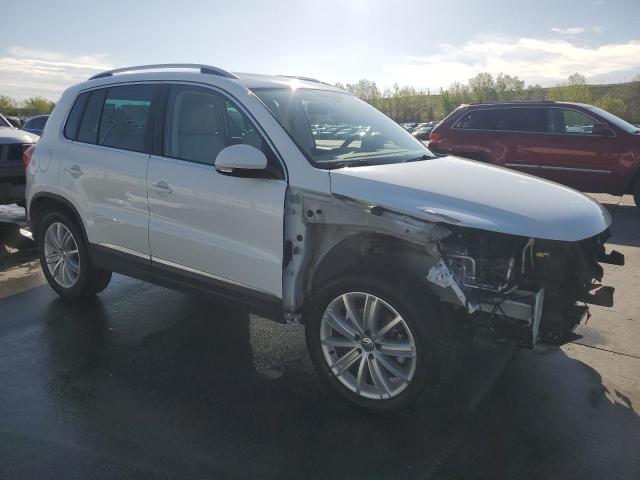 2016 VOLKSWAGEN TIGUAN S - WVGBV7AX7GW590859