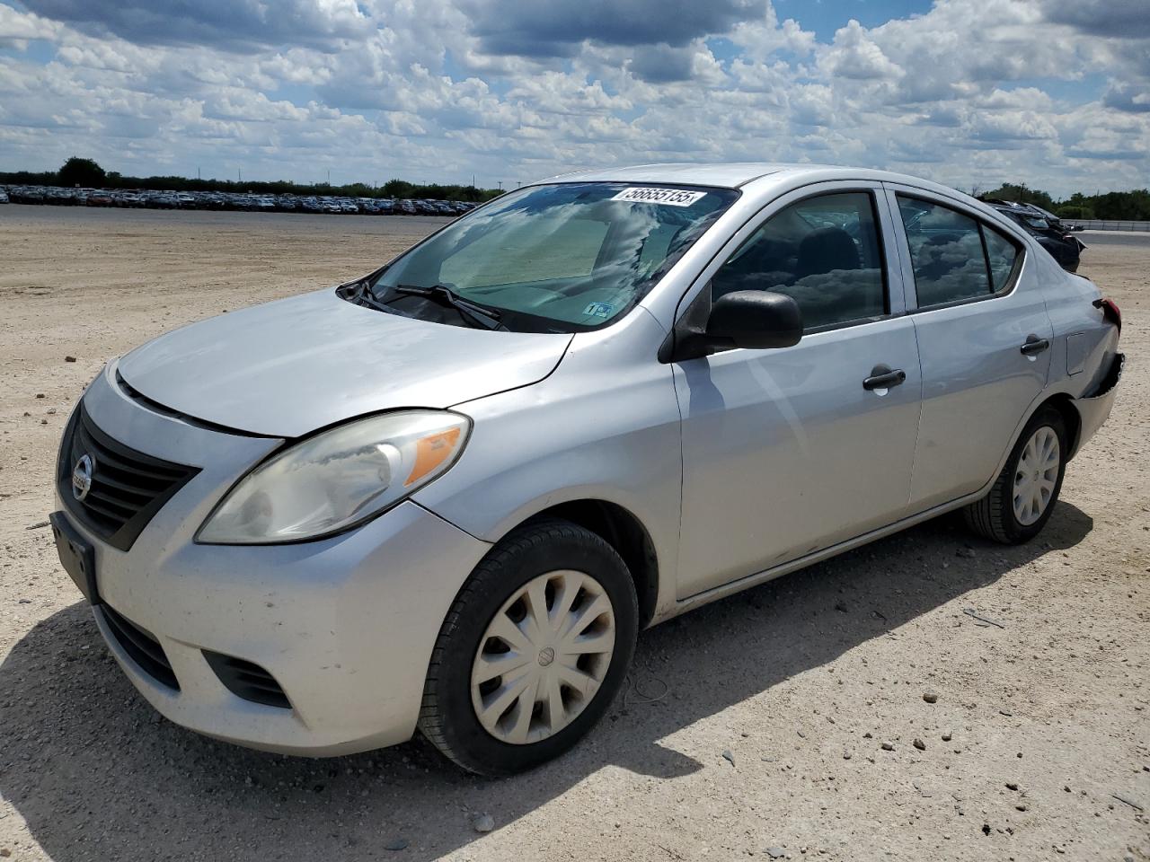 NISSAN VERSA S