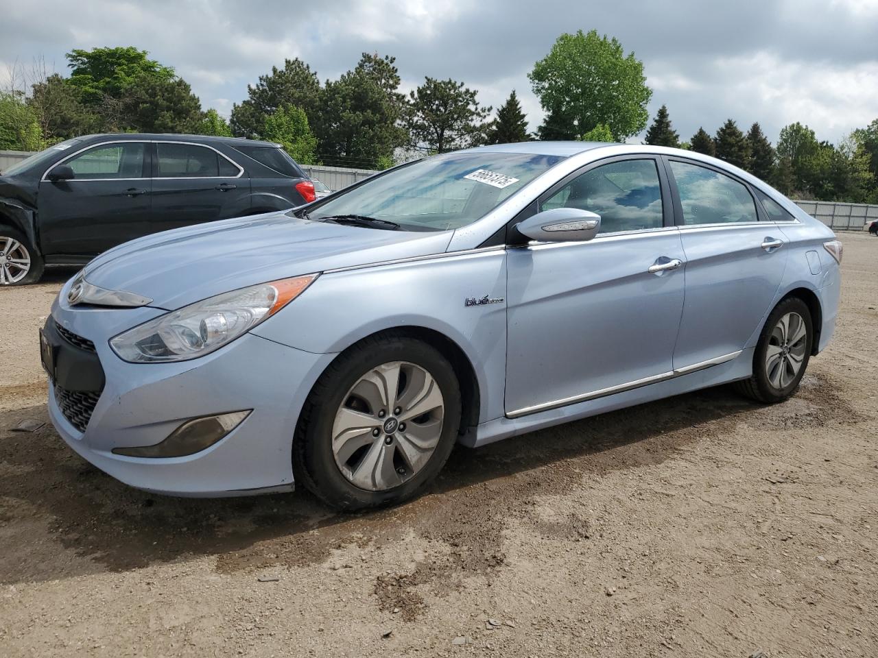 HYUNDAI SONATA HYBRID