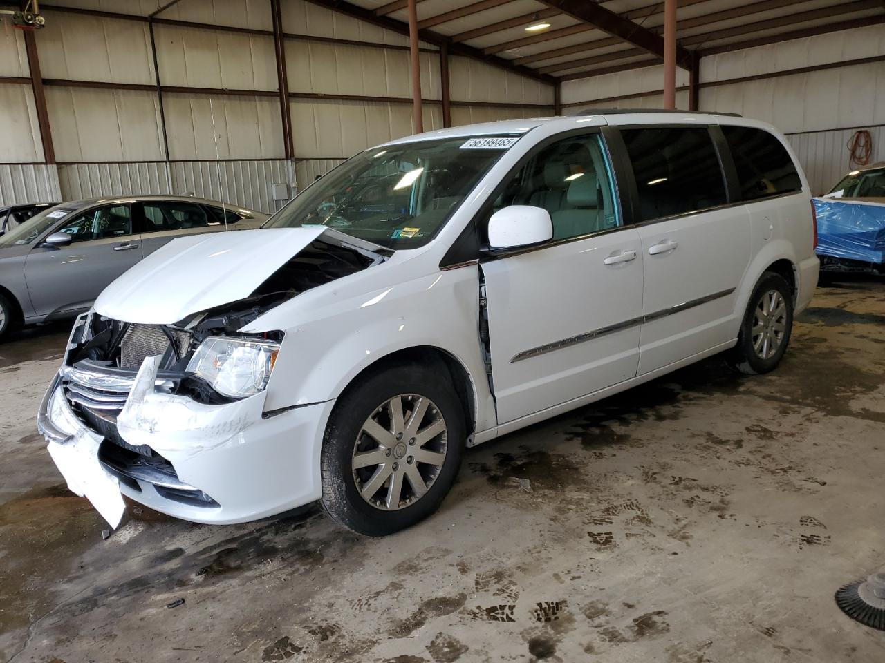 CHRYSLER TOWN & COUNTRY TOURING