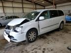 2016 CHRYSLER TOWN & COU - 2C4RC1BG3GR206220